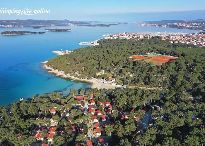 Mobile Pine Adria אתר קמפינג *