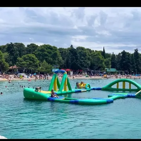 Camping Mobile Pine Adria Biograd Na Moru